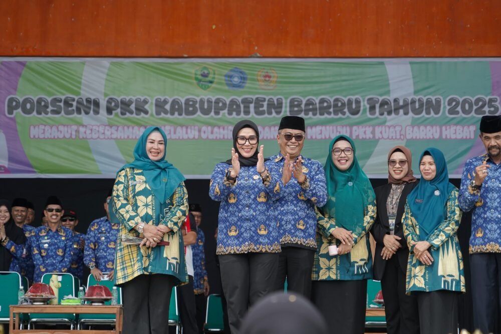 Merajut Kebersamaan, Bupati Barru Buka Porseni PKK Perdana Diikuti Seluruh Kecamatan