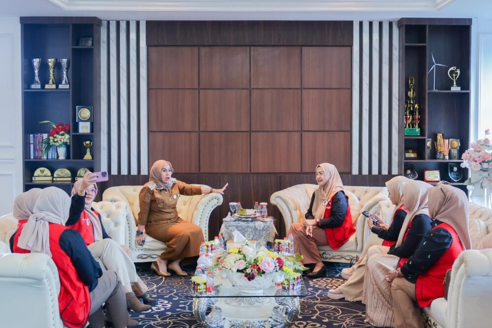 Jelang Hari Ibu, Bupati Barru Dukung PIM Makassar Angkat Isu Pemberdayaan Perempuan