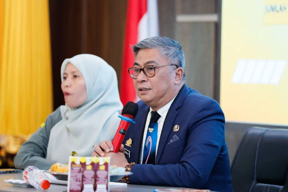 Pimpin Evaluasi PAD, Wabup Barru Tekankan Pelayanan Pajak Persuasif